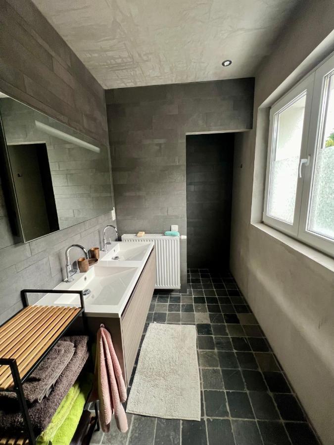 Capstay La Louvière Exteriör bild