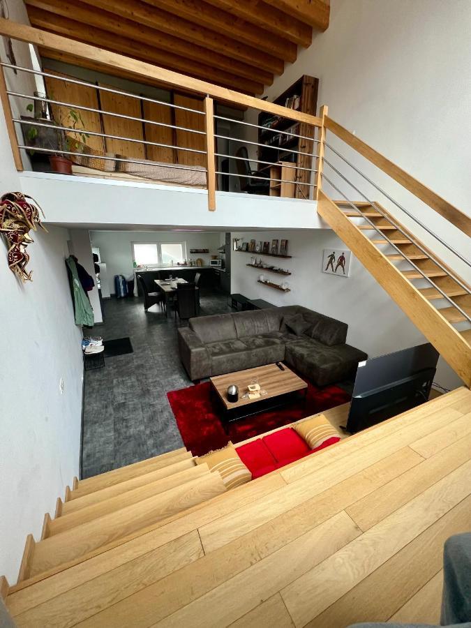 Capstay La Louvière Exteriör bild