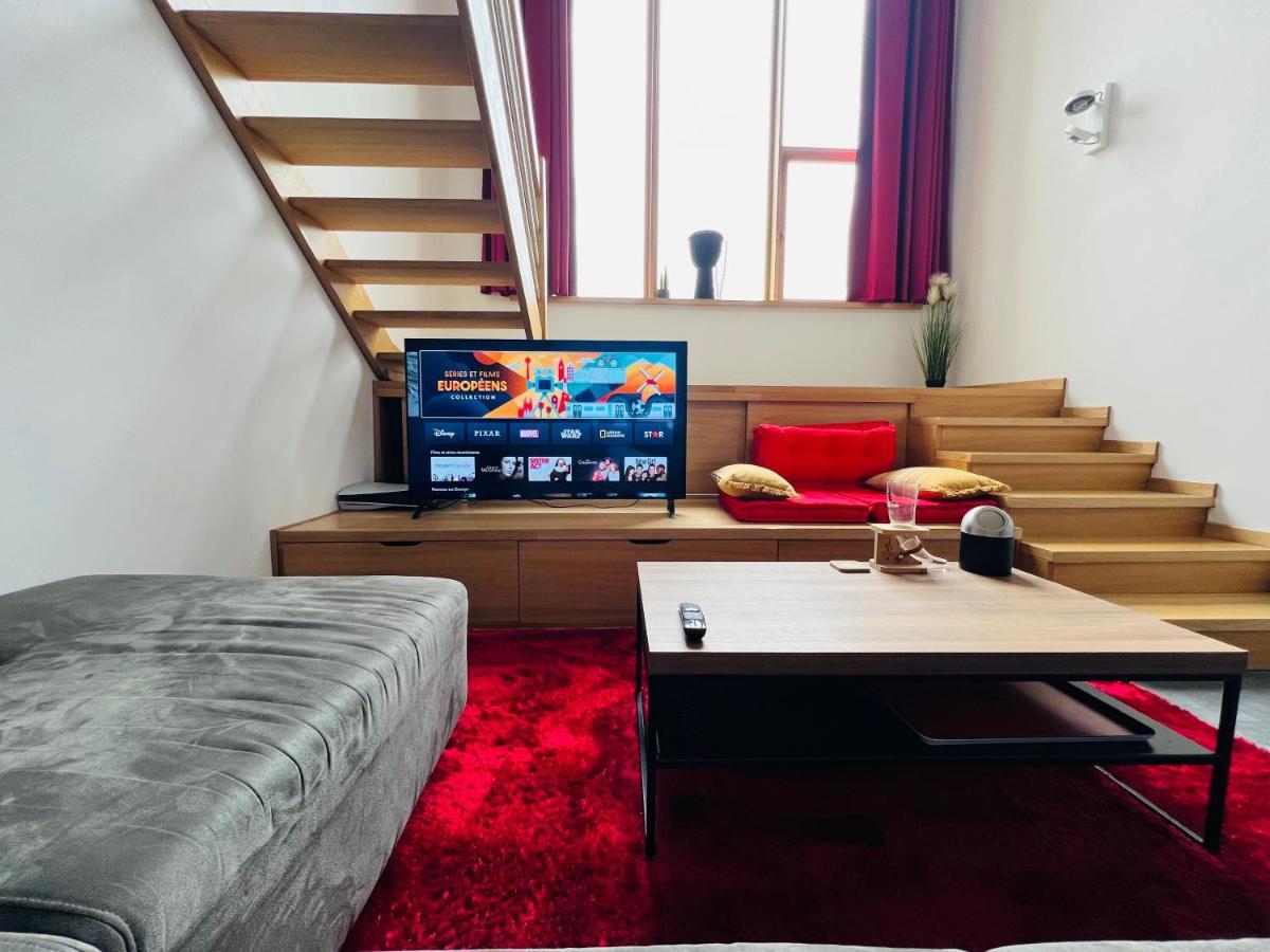 Capstay La Louvière Exteriör bild