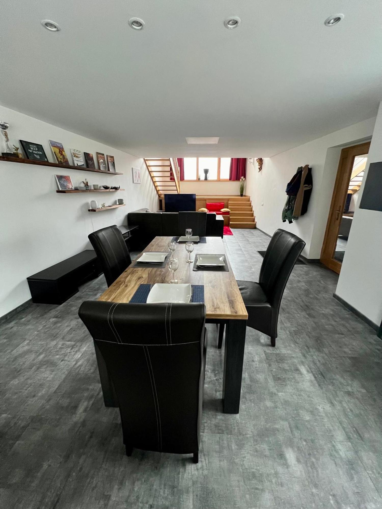 Capstay La Louvière Exteriör bild